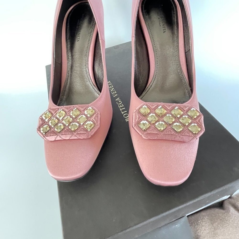 Bottega Veneta 454350 Women's Crepe Satin Stiletto shoe Pastel Pink Sz. 39 - Picture 4 of 15